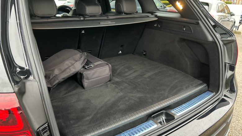 Mercedes-Benz GLC 300e 4Matic AMG Line Premium 5dr 9G-Tronic Estate